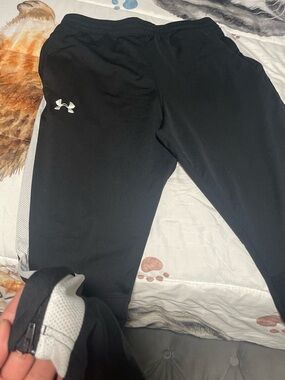 Under Armour Black Fitted Athletic Pants with Gray Logo